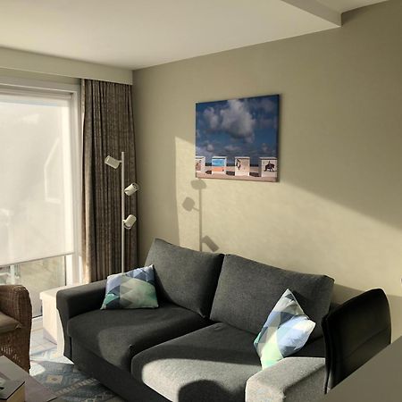 Seastar Apartment Синт-Идесбалд Екстериор снимка